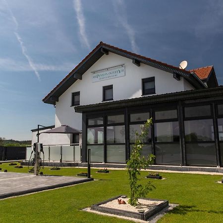 Seepension Ostertach - Am Leitgeringer See Tittmoning Buitenkant foto